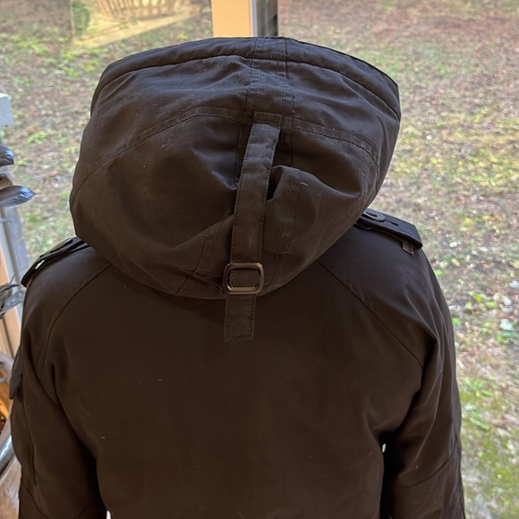 VGUC Community from Aritzia jacket - Picture 10 of 15